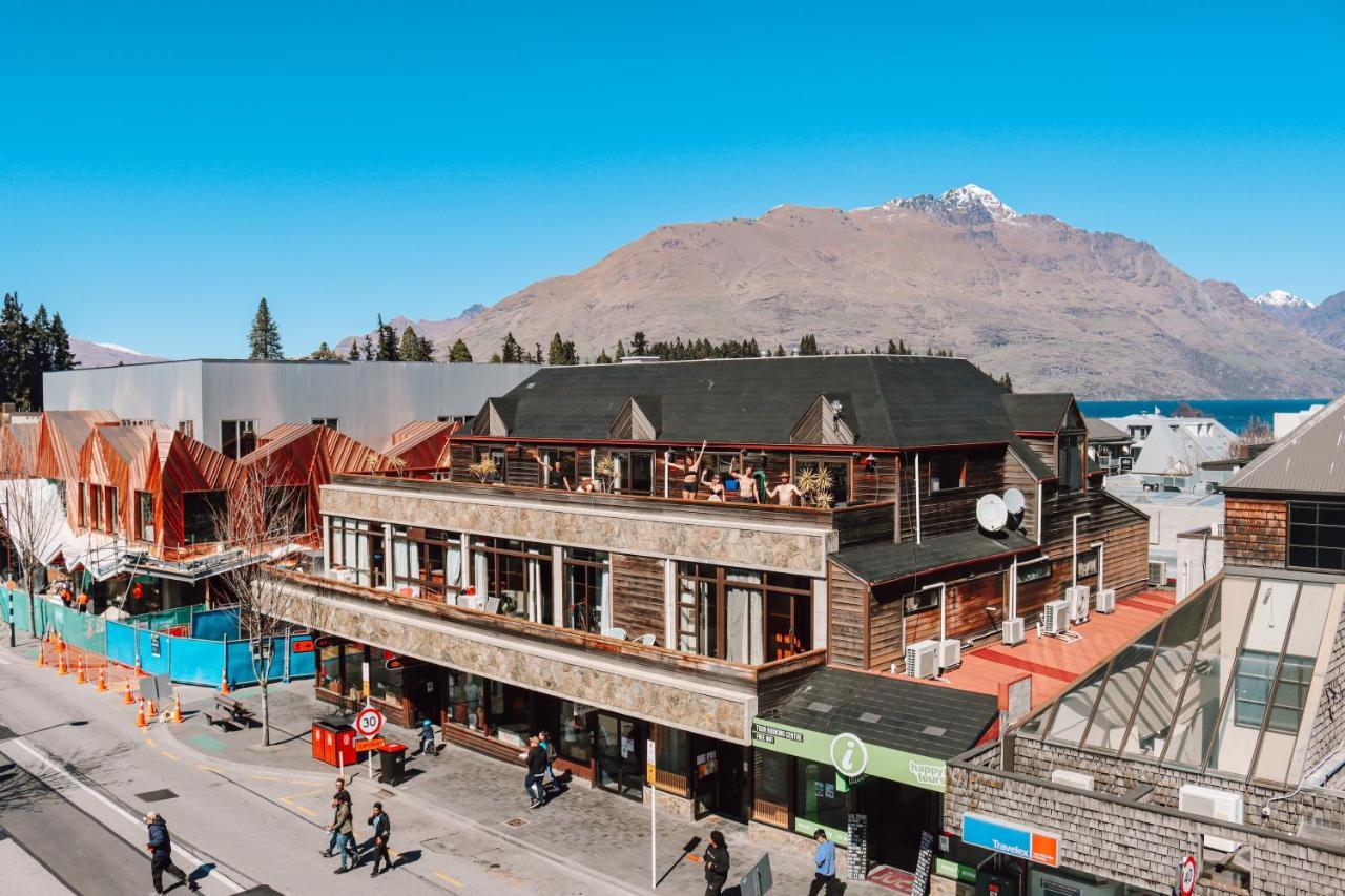 Adventure Queenstown Hostel מראה חיצוני תמונה